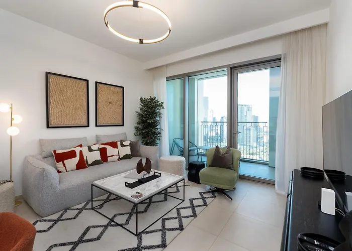 Downtown Views II City View, Downtown Dubai - Mint Stay