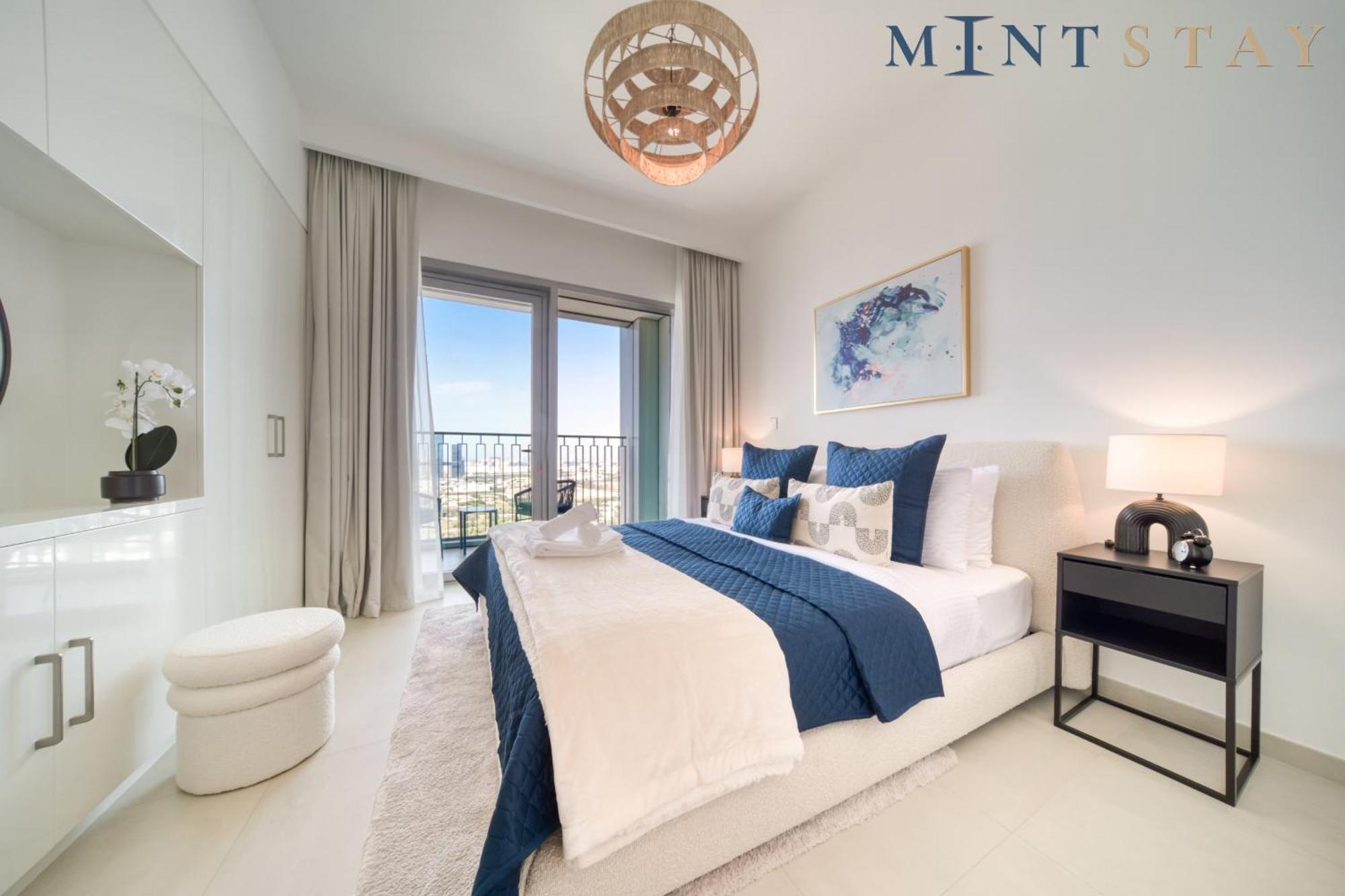 Downtown Views Ii View, Downtown - Mint * Dubai